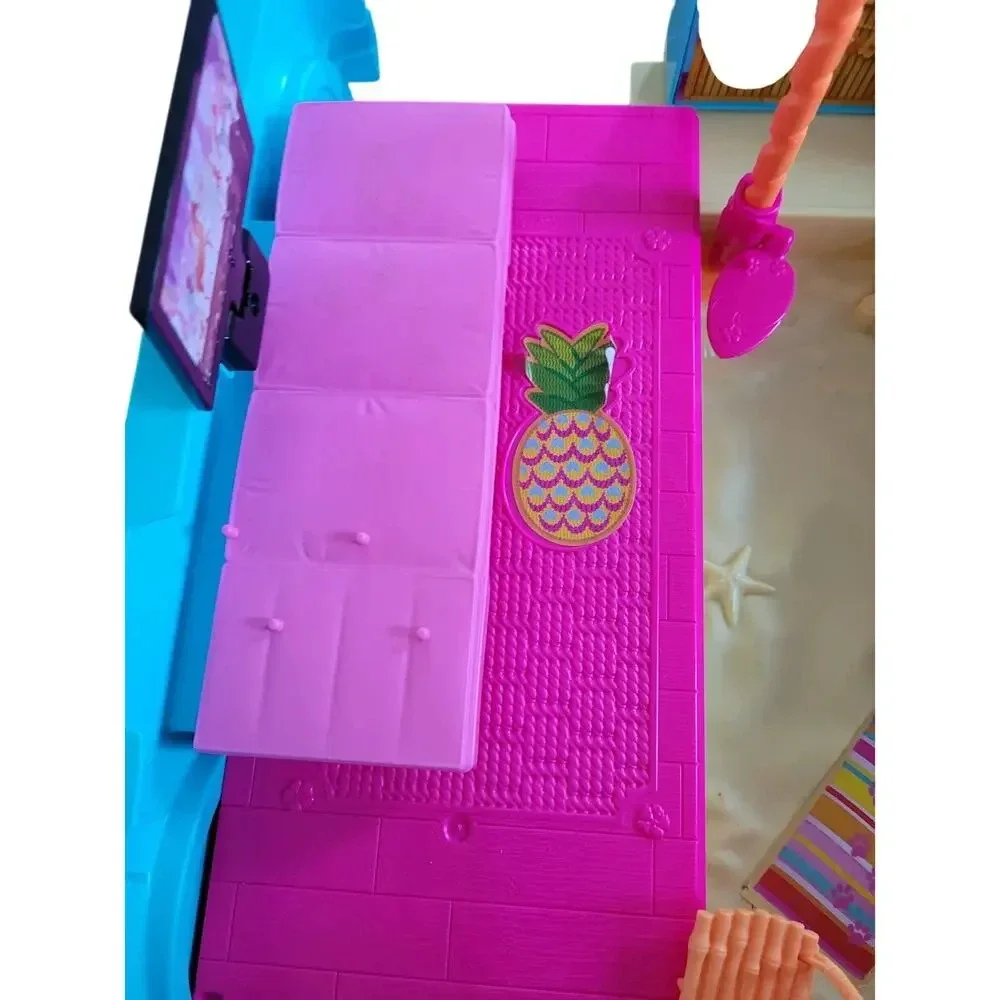 Mattel‎ Barbie Ultimate Puppy Mobile Foldable Toy